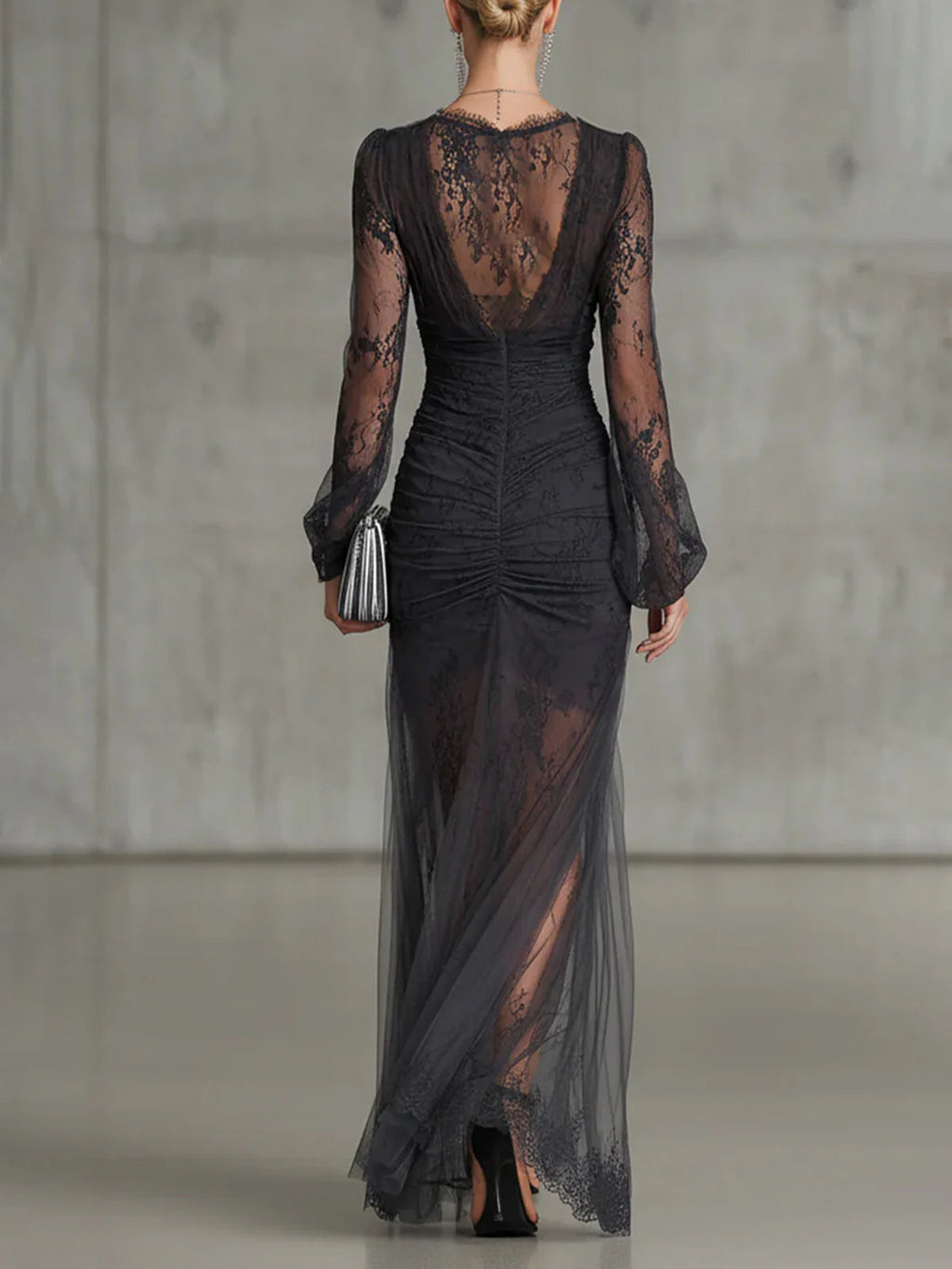 Robe Maxi Gris Foncé en Dentelle avec Manches Longues et Fente