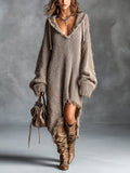 Colombe | Robe Midi en Maille Duveteuse à Capuche
