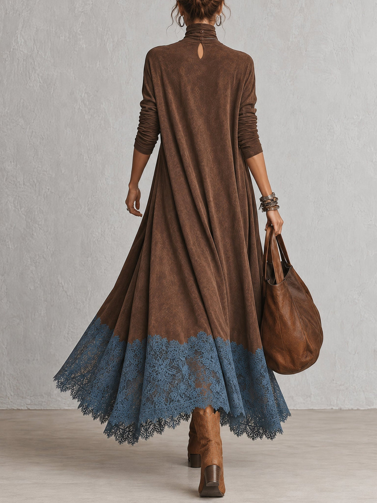 Vestido largo vintage marrón de efecto ante con mangas largas y bajo de encaje