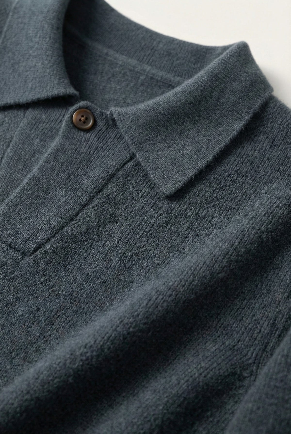 Polo Ario City gris