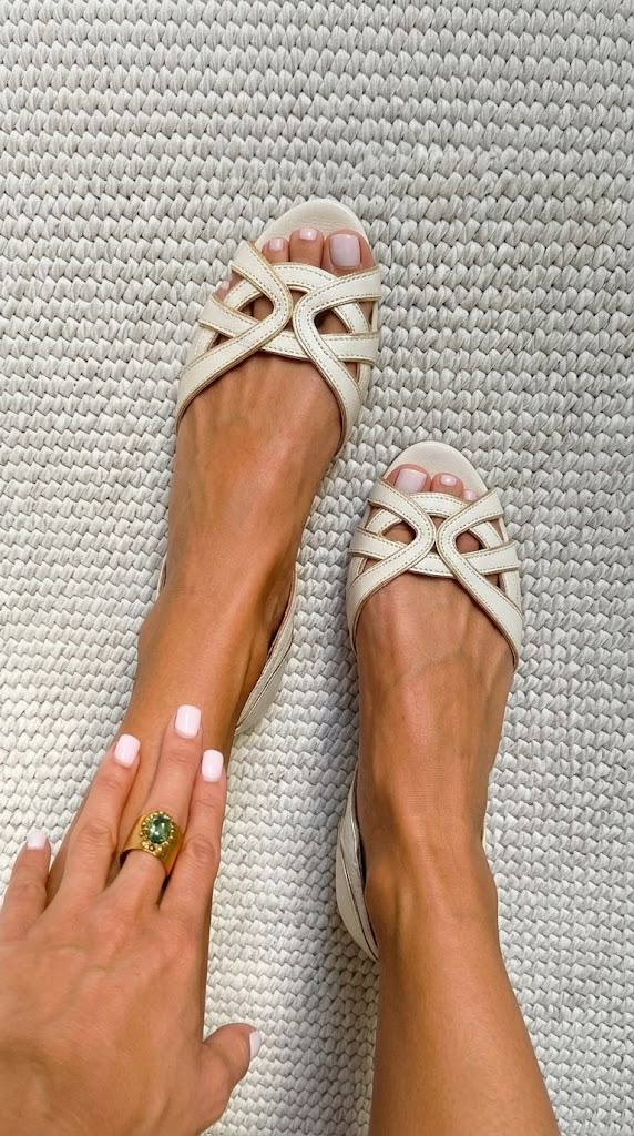 Camilla | Sandales élégantes tressées couleur crème
