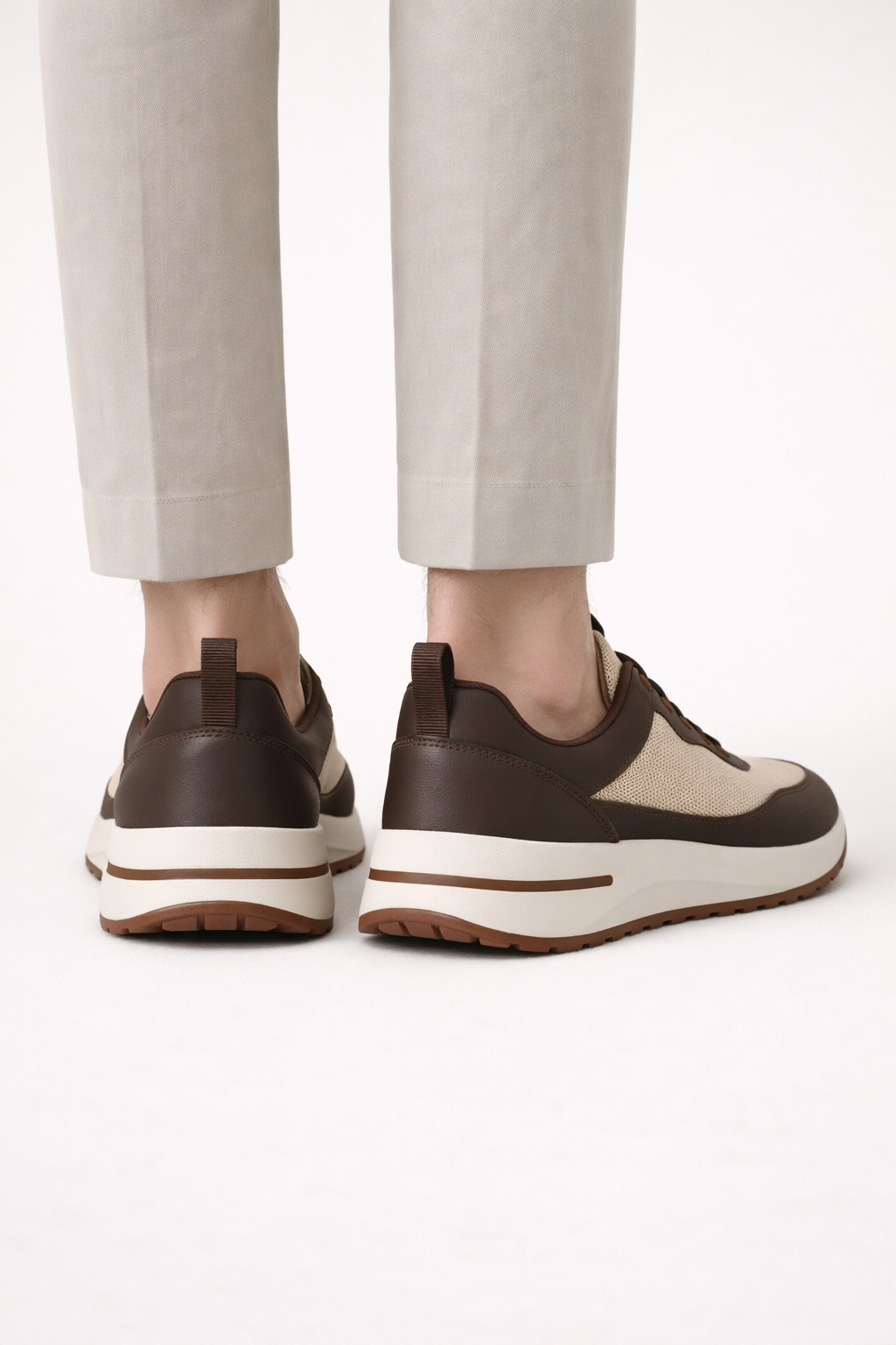 Sneaker taupe