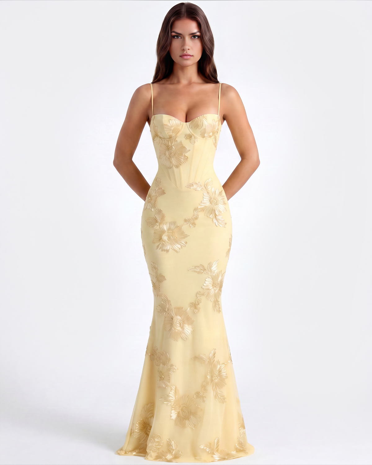 Robe longue avec corset fleuri brodé