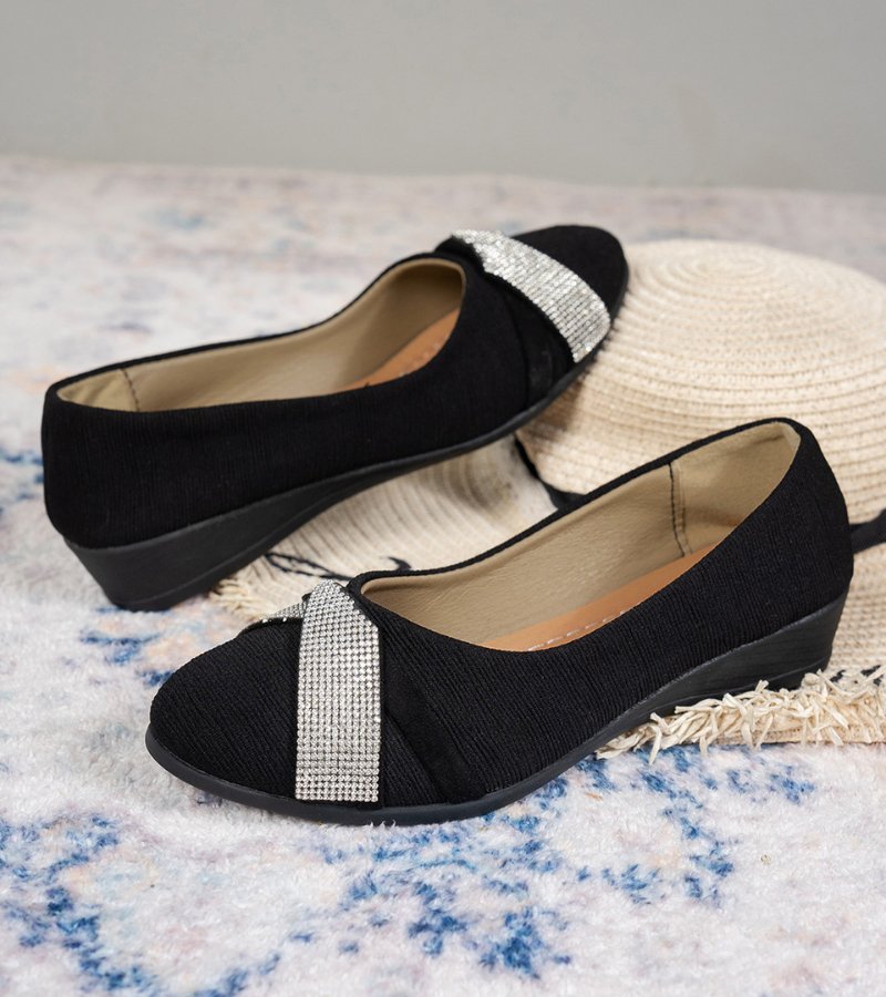 Marzia | Chaussures orthopédiques à légère compensée et strass