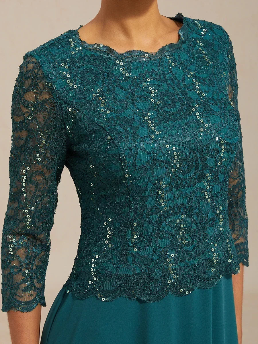 Robe midi en dentelle à manches trois quarts
