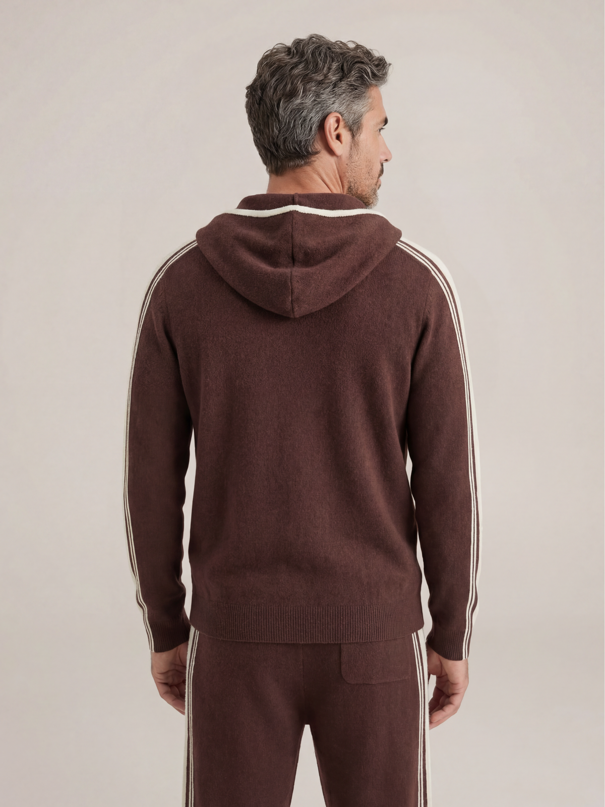 Ensemble Signature marron à capuche