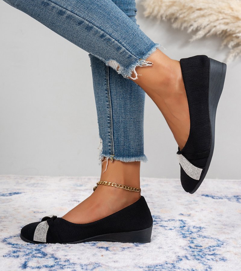 Marzia | Chaussures orthopédiques à légère compensée et strass