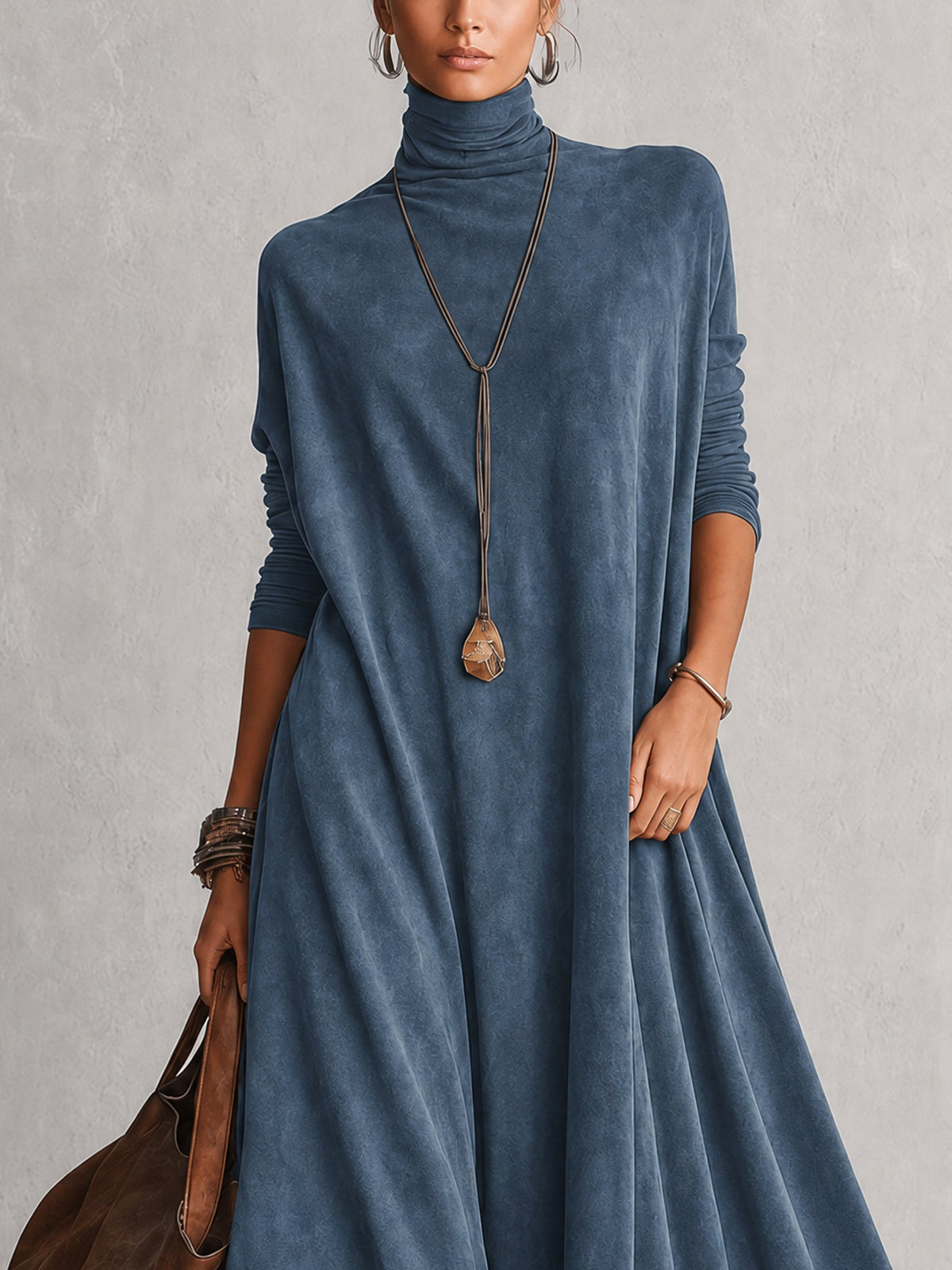 Vestido largo vintage marrón de efecto ante con mangas largas y bajo de encaje