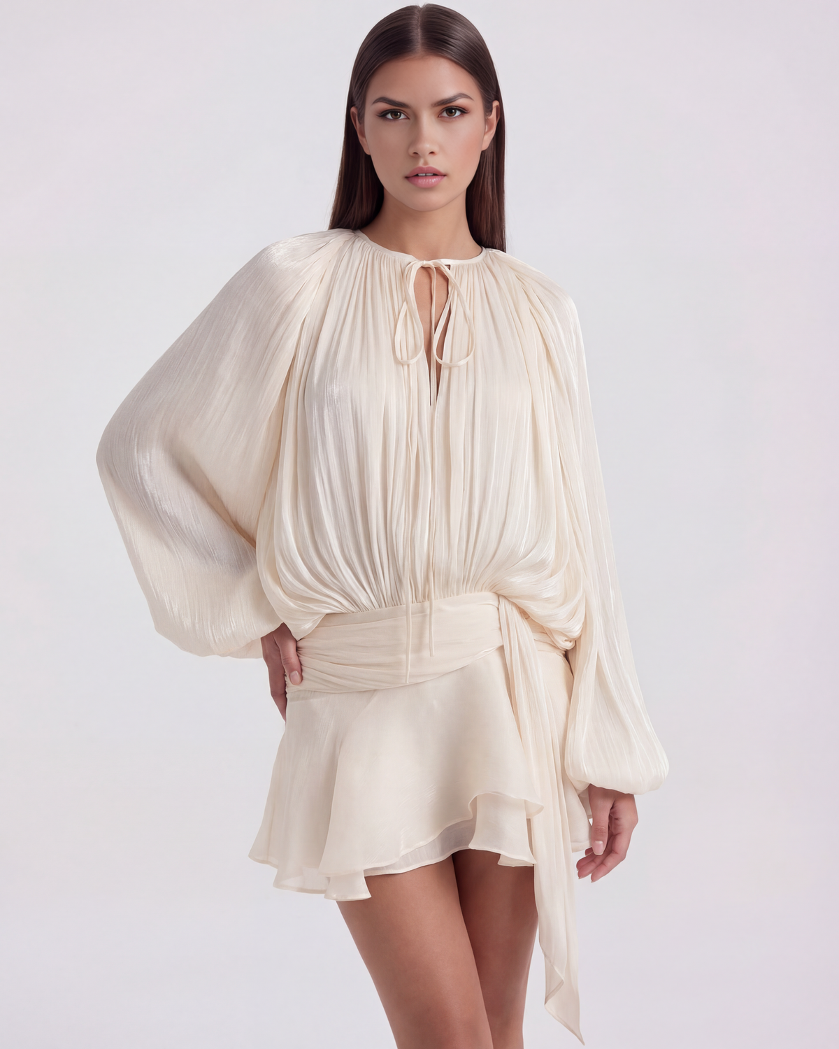 Robe courte fluide à manches bouffantes