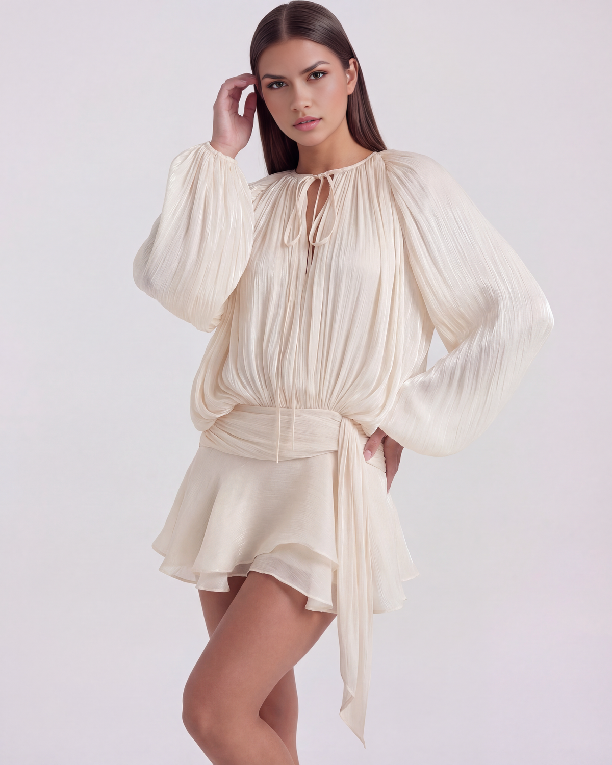 Robe courte fluide à manches bouffantes