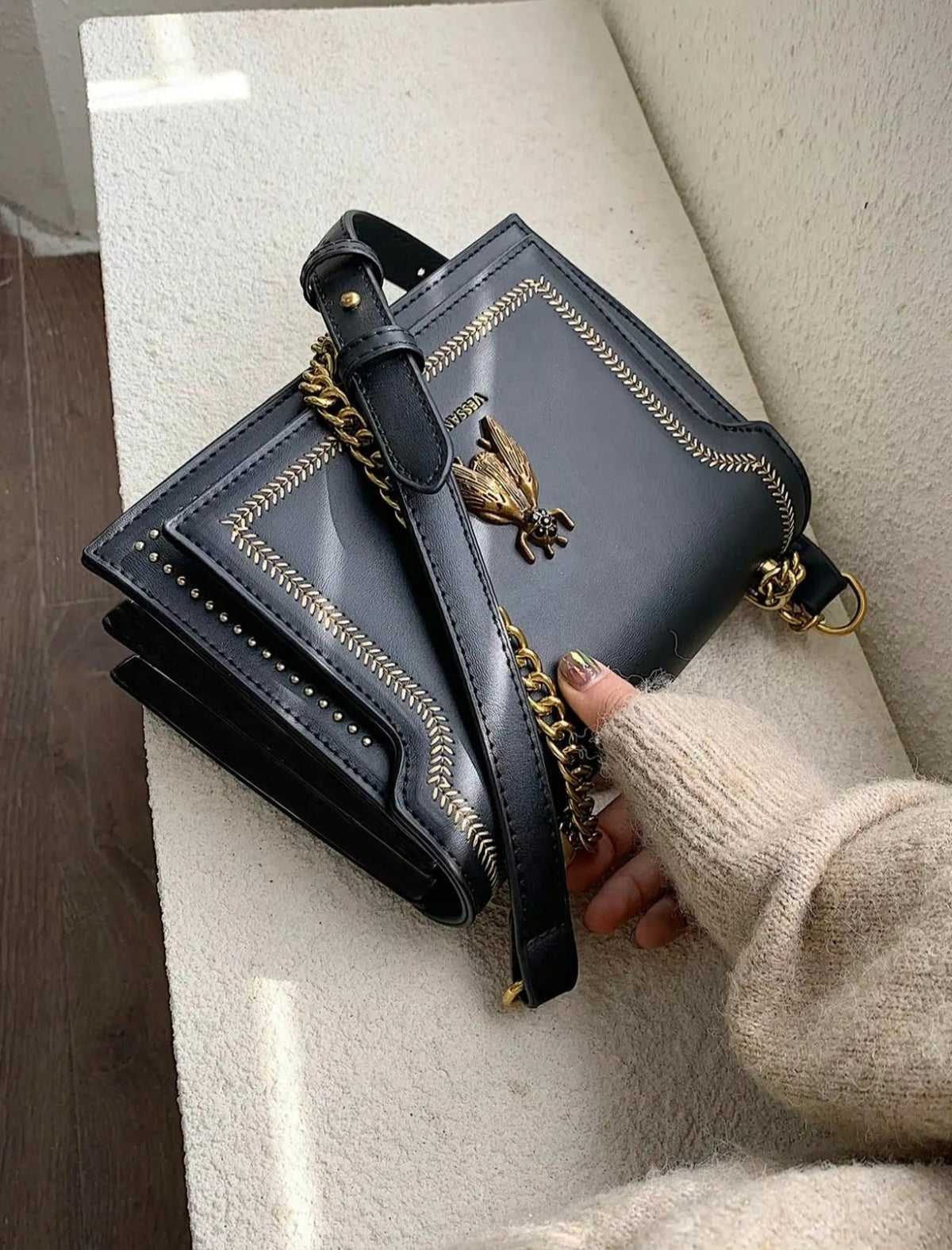 SAC KATÉLORIA CHAIN