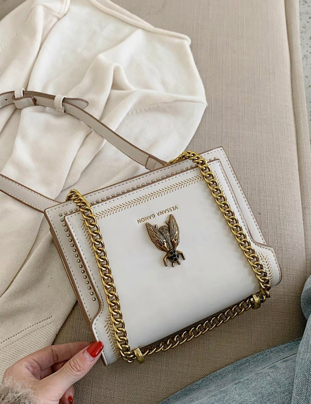 SAC KATÉLORIA CHAIN