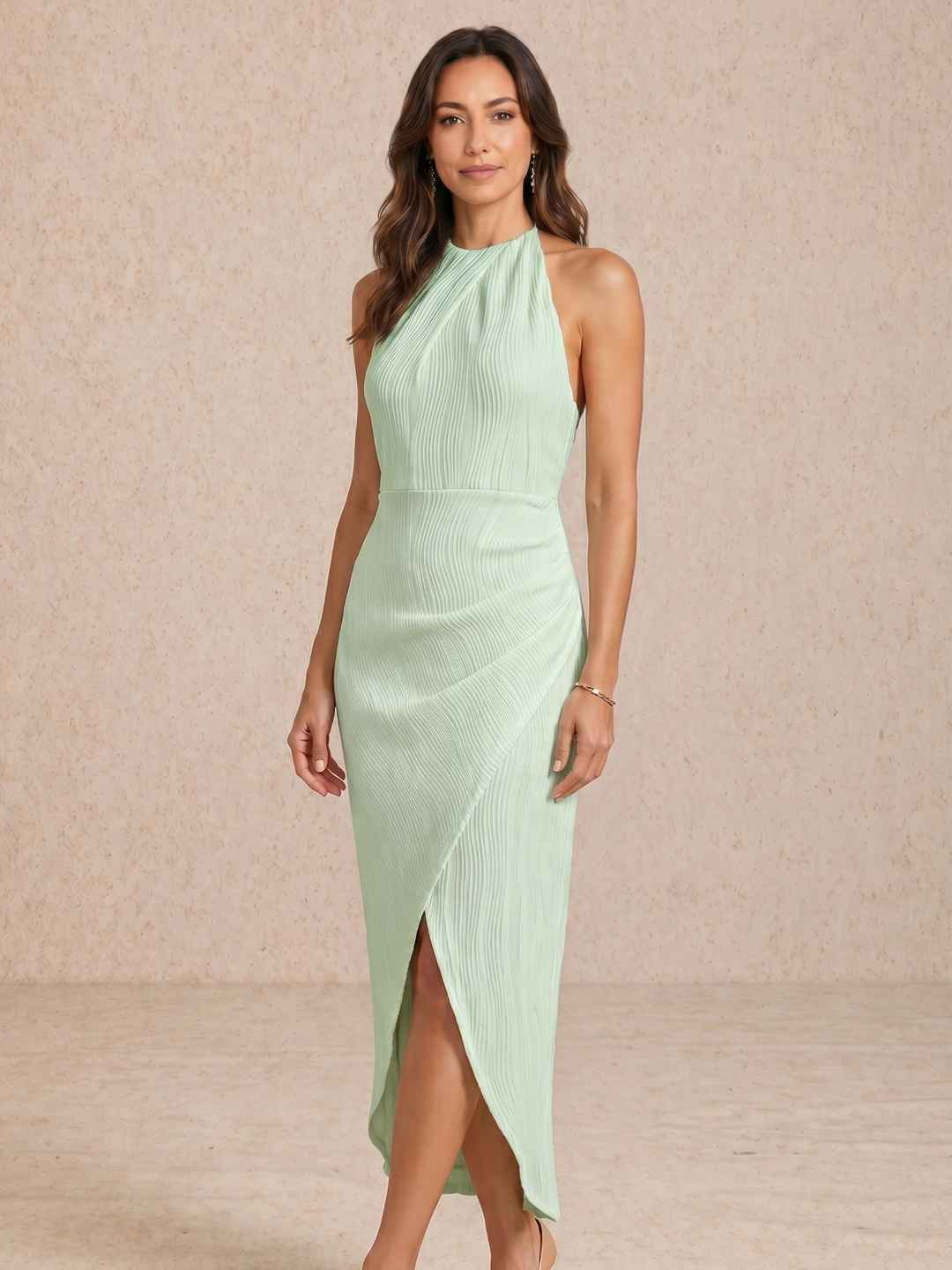 Robe midi plissée à décolleté dos nu