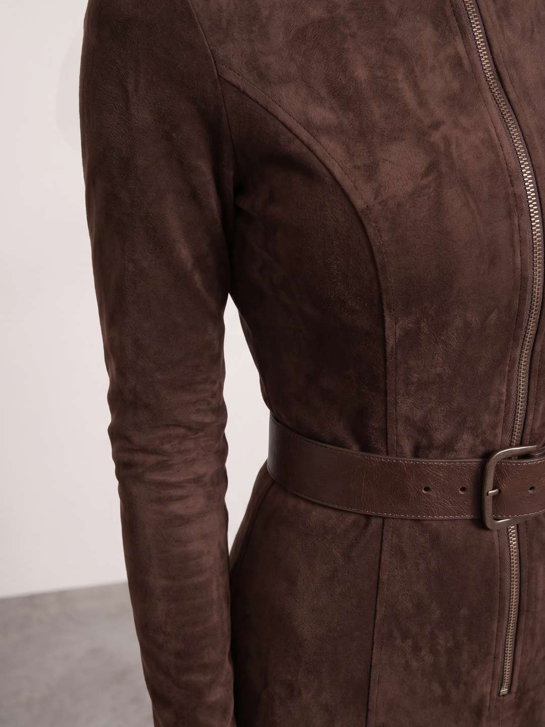 Robe en suédine marron