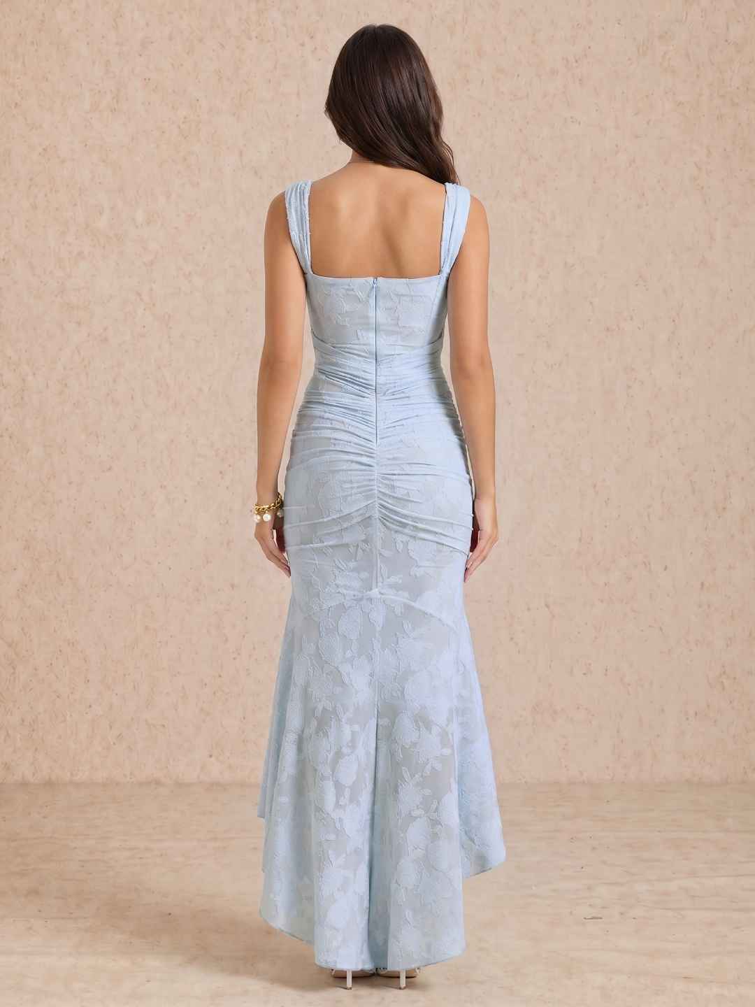 Robe midi drapée à décolleté carré