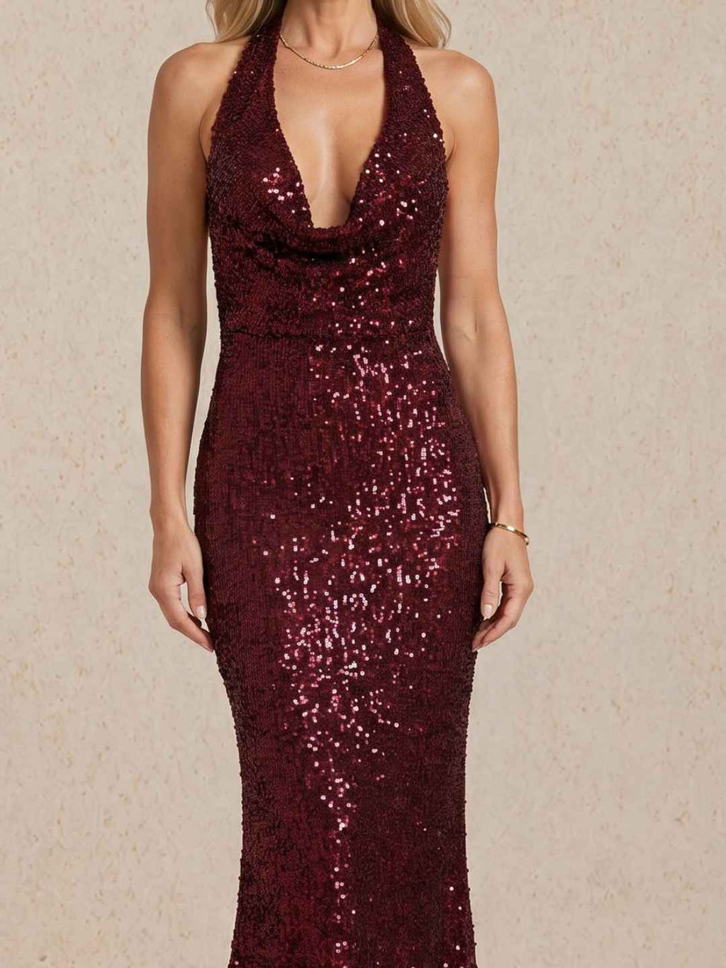 Robe longue à sequins avec col dos nu