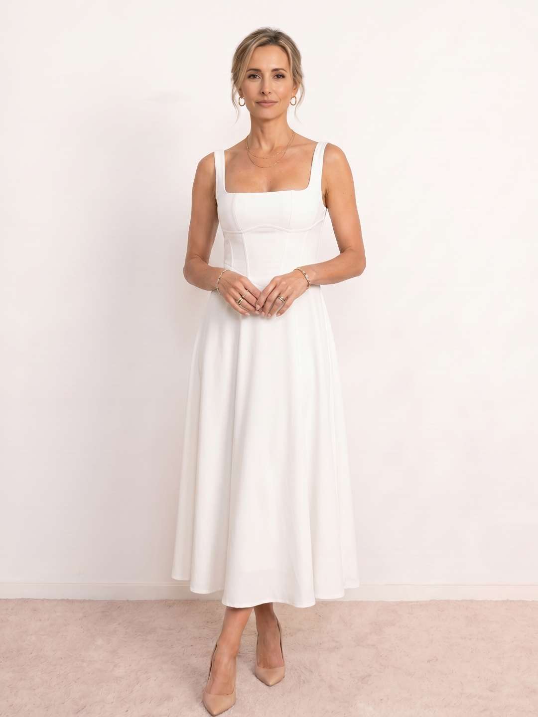 Robe midi à décolleté carré