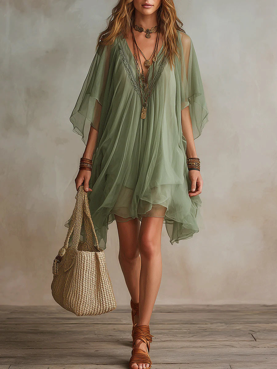 Mini Robe Verte Aérienne en Mousseline avec Décolleté en V