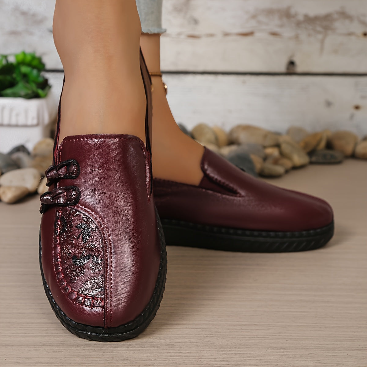 Carmen™ | Mocassins confort en cuir à broderie florale