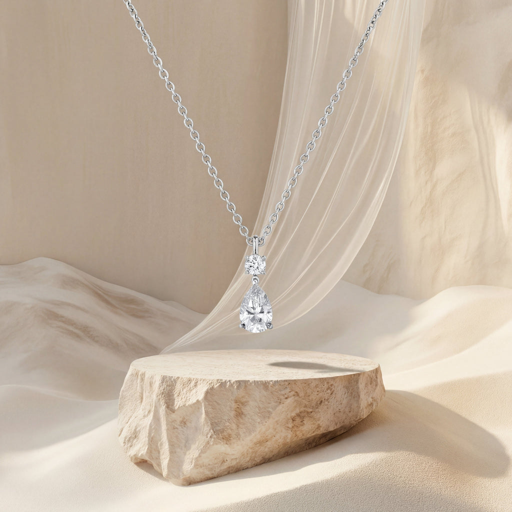 Collier goutte élégant