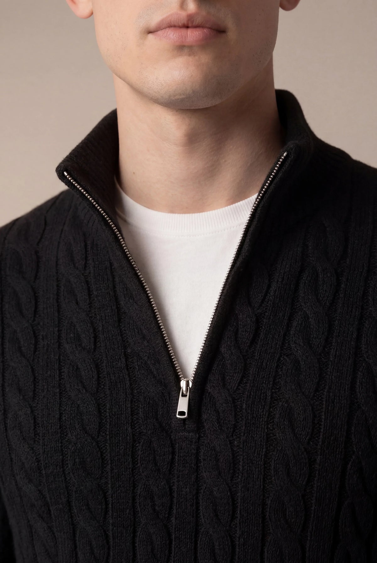 Pull zippé en maille Sero noir