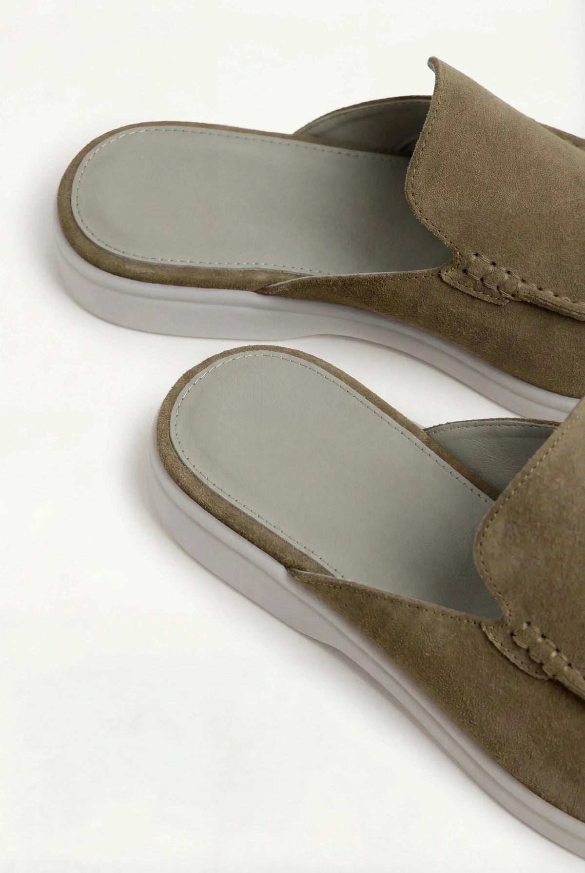 Mocassin Mule Yacht