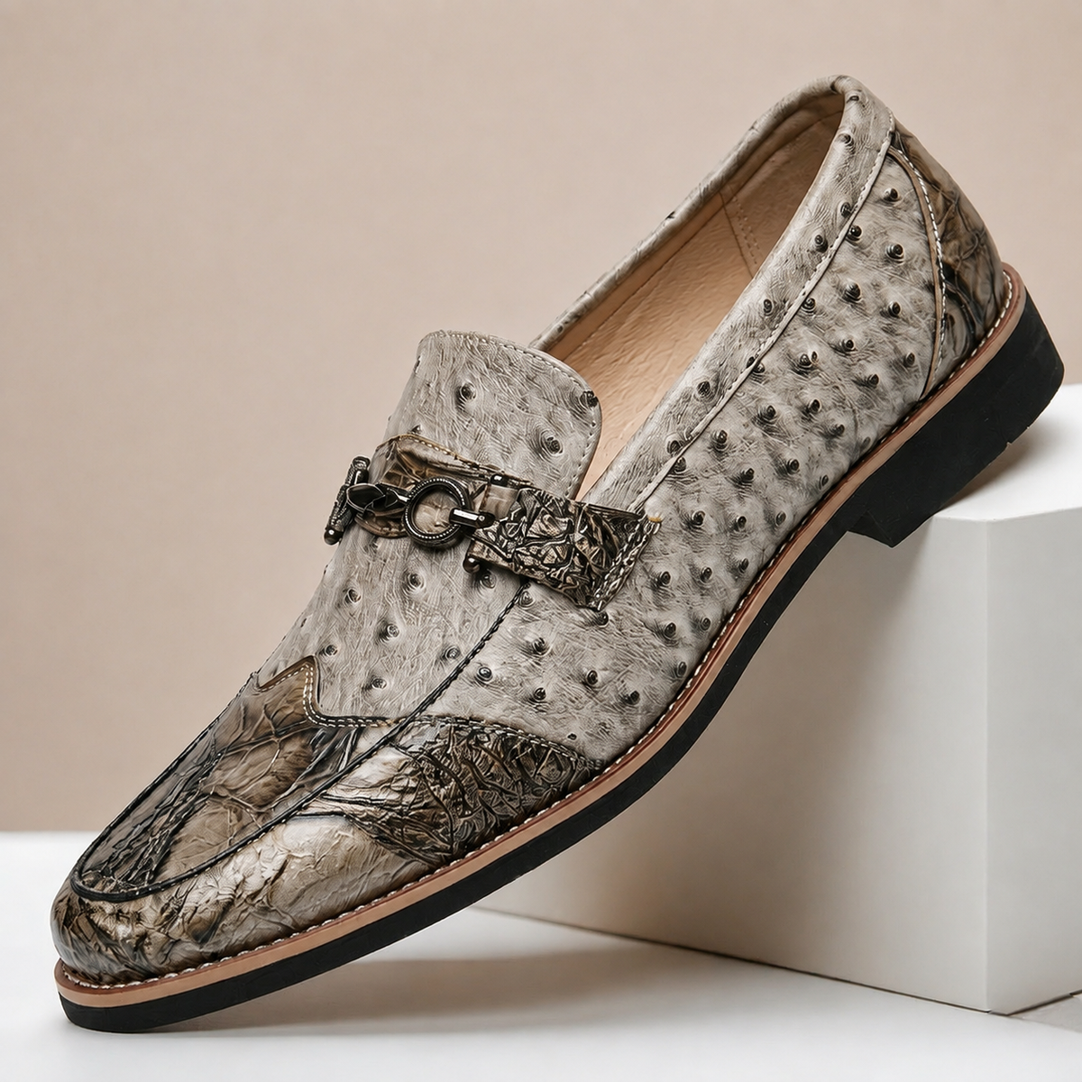 Mocassins Renzo en Cuir Véritable à Détails Texturés