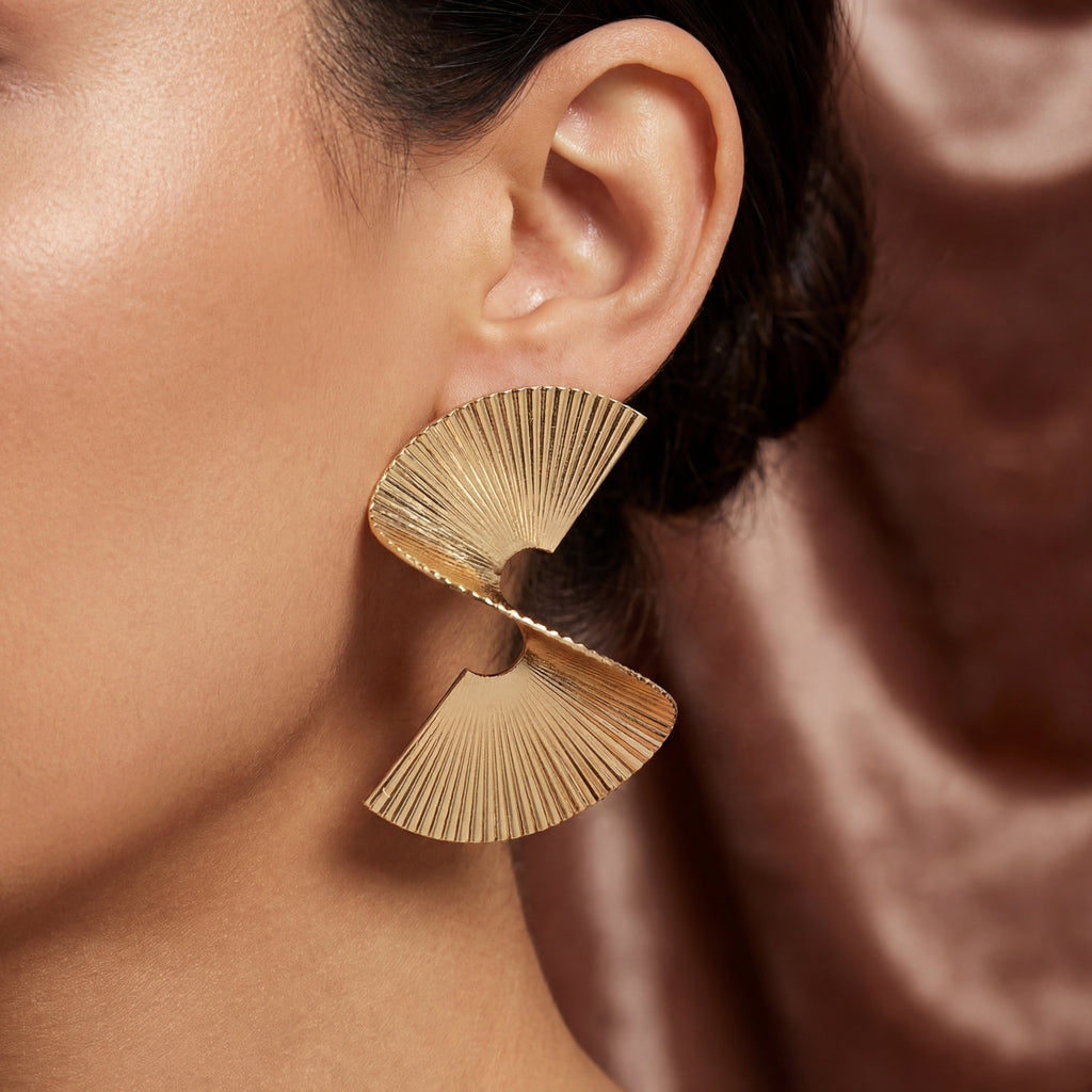 Boucles d’oreilles en métal plissé
