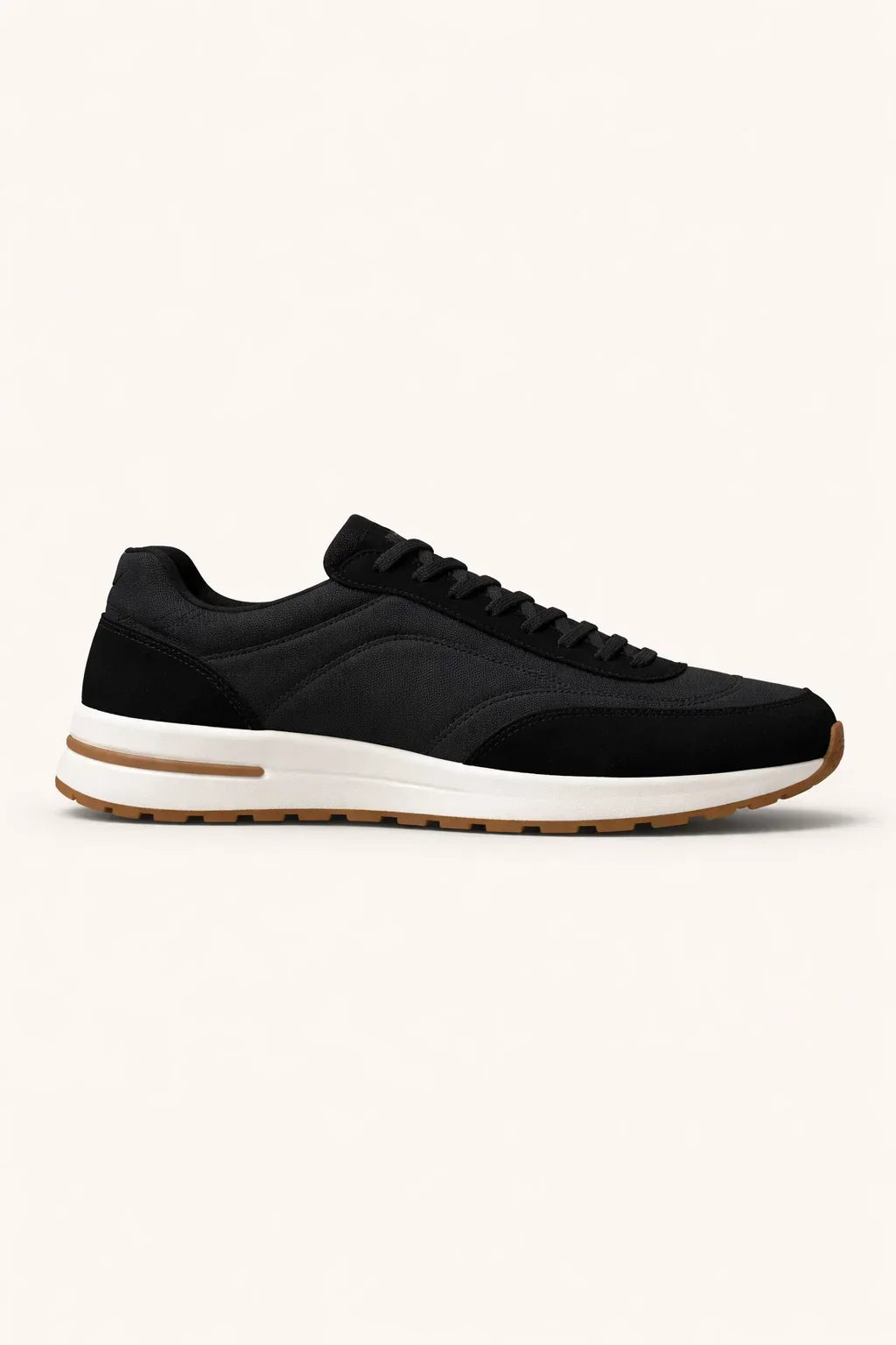 Sneaker noir