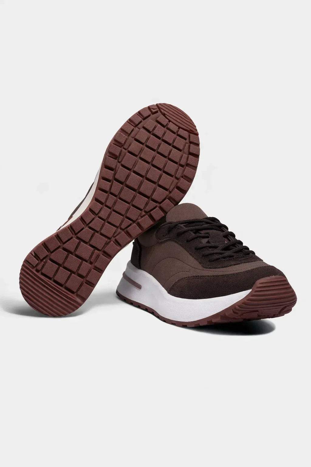 Sneaker cacao